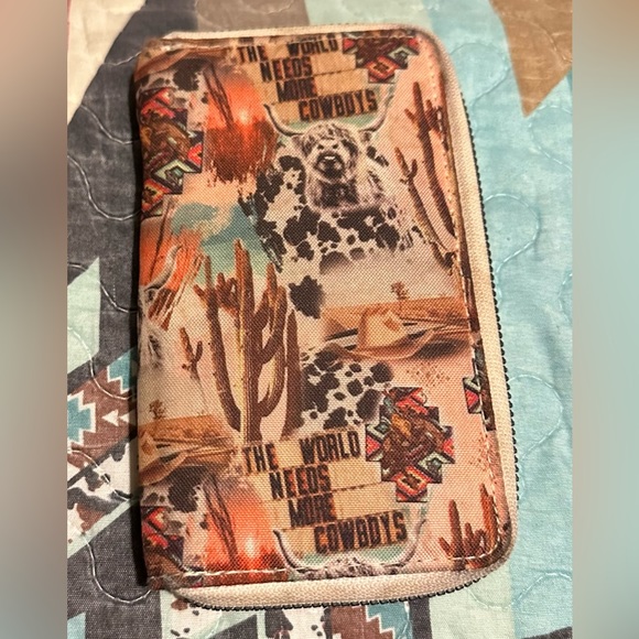 Wallet - Picture 2 of 2